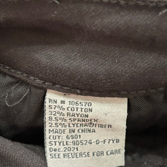 tractr Mid Rise Bermuda Raw Hem Shorts Black Size 2/26 - Picture 5 of 7